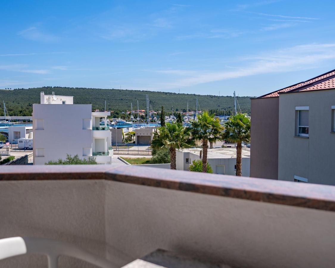 Apartments Villa Rudi Bibinje Luaran gambar