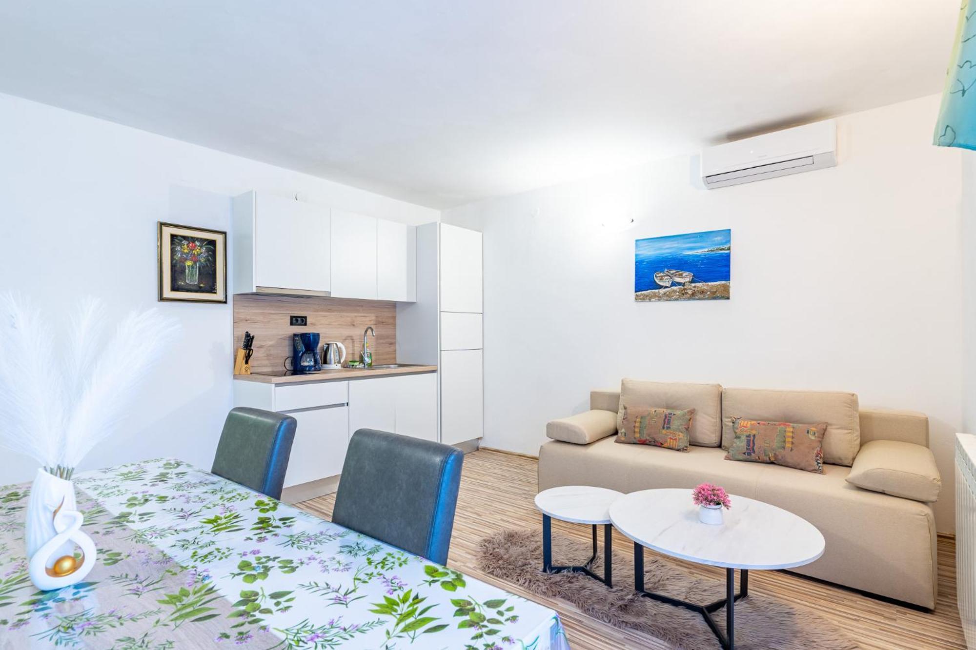 Apartments Villa Rudi Bibinje Luaran gambar